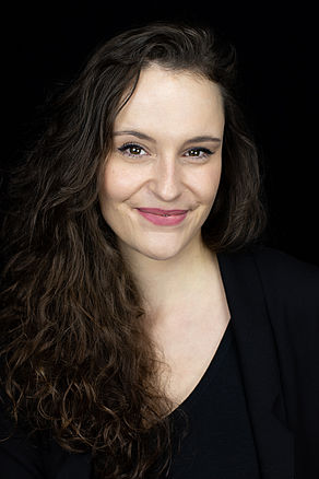 Tonja Arina Gold